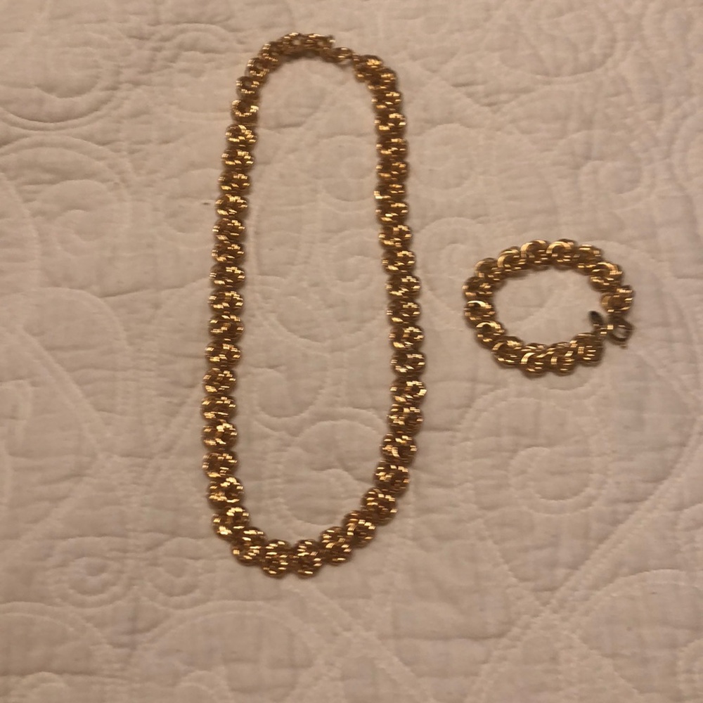 Gold Necklace with matching bracket